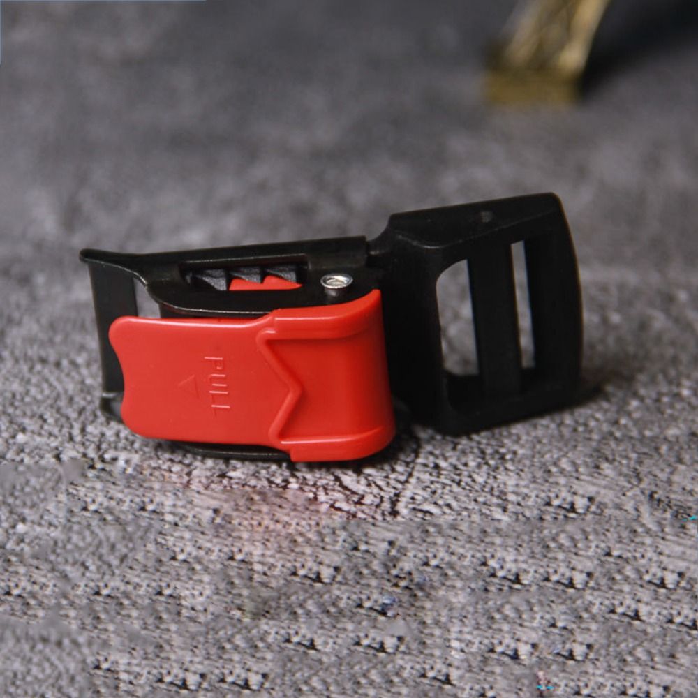 Quick Release Buckle Motorcycle Helmet - Boucle de verrouillage de casque de